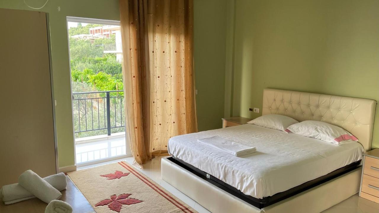 Azure Apartments By Kondo Stays فلورا المظهر الخارجي الصورة