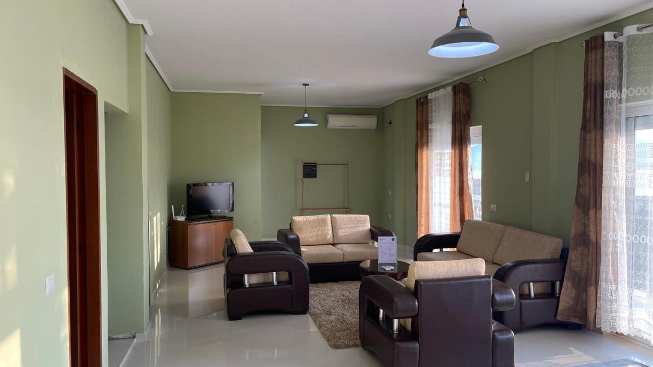Azure Apartments By Kondo Stays فلورا المظهر الخارجي الصورة